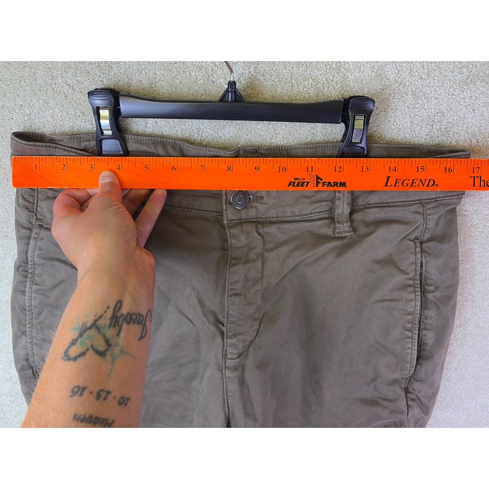 Mavi Mike Chino Shorts Mens 34x10 Brown Stretch Cotton‎ Twill Casual Summer - Picture 4 of 6